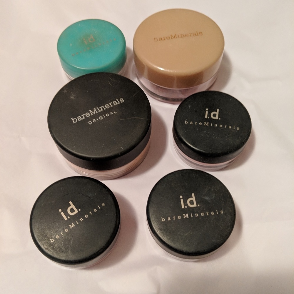 Bare Minerals foundation and blush powder